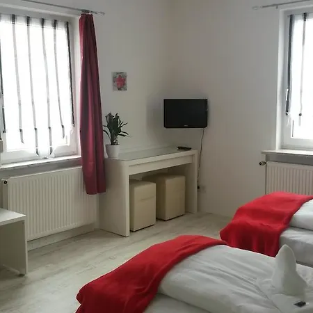 Pensjonat Zur Post 2*