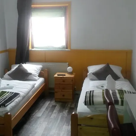 Zur Post Pensjonat 2*