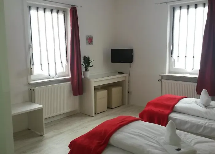 Konukevi Zur Post 2*